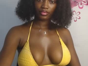 cum ebony hotie