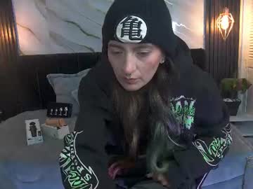 dark dominika