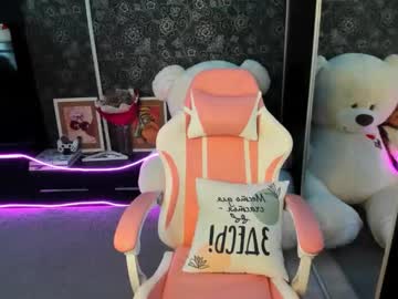 emiliyaqueen