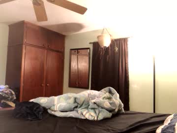 hi102210