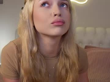 kelly peachpiee