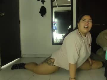 kendra hot1x