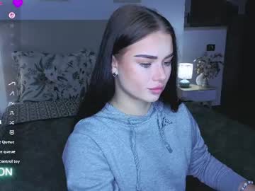 kitty cut1ee 