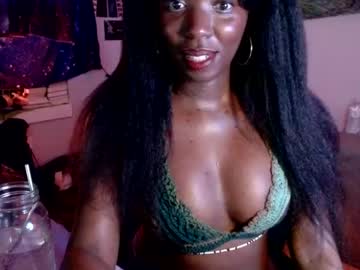 lanaluxxe4