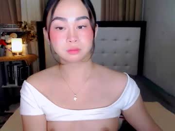 nathalyastone