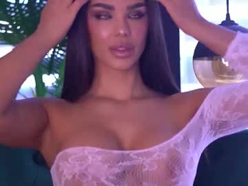 nicoledevin