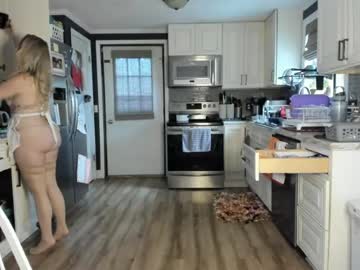 nikkib653466