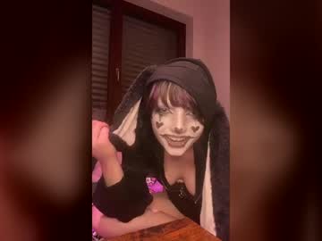 nomsnomnom