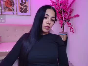 sara  strawberr