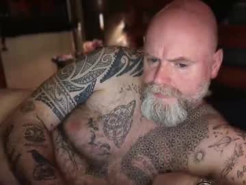 tattooeddilf01