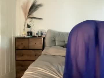 yasmine1x